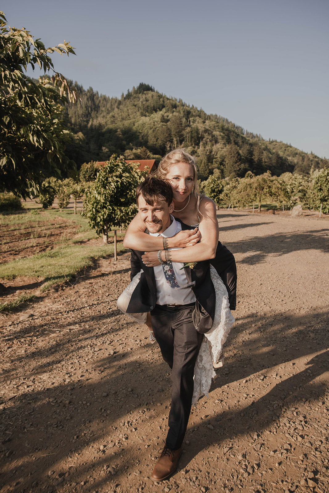 Danielle Alex | Hydrangea Ranch Oregon Wedding Venues
