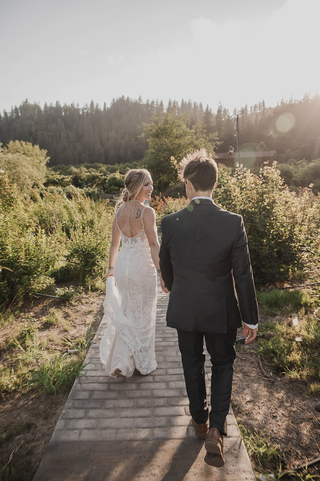 Danielle Alex | Hydrangea Ranch Oregon Wedding Venues
