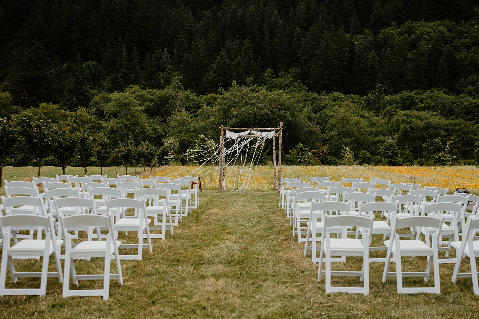 Jill Jake Wedding | Hydrangea Ranch Indoor and Outdoor Wedding Venues in Oregon