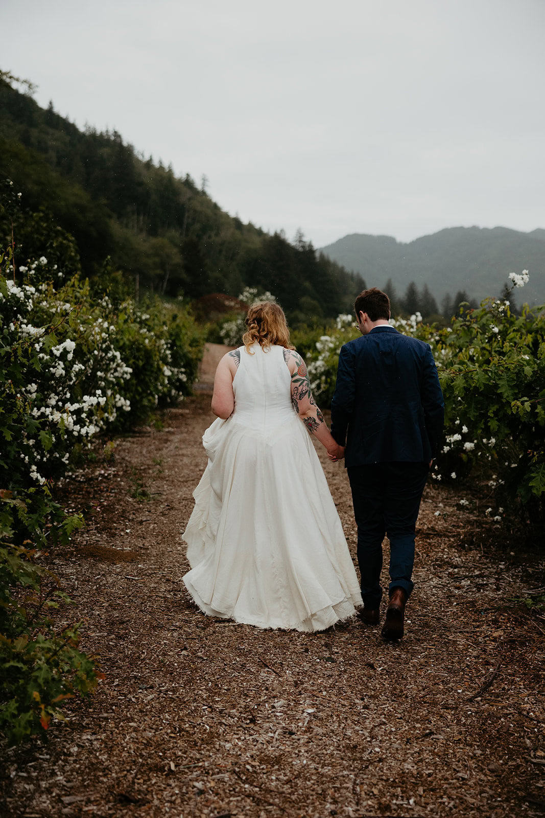 Jill Jake Wedding | Hydrangea Ranch Indoor and Outdoor Wedding Venues in Oregon